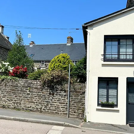 La Petite Maison Holiday home Pont-d'Ouilly