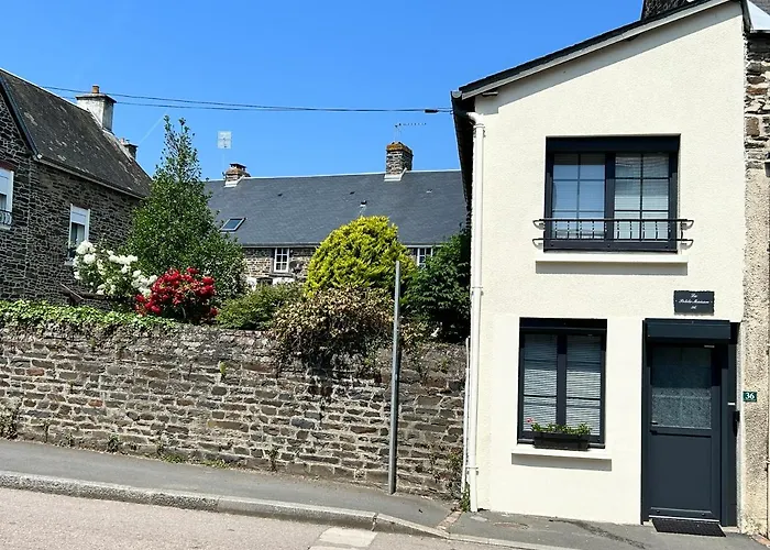 La Petite Maison Ferienhaus Pont-d'Ouilly